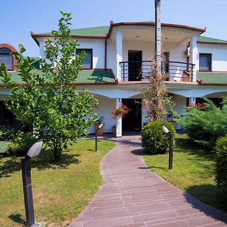 Guest House Panorama Aqualux Novi Sad Exterior photo